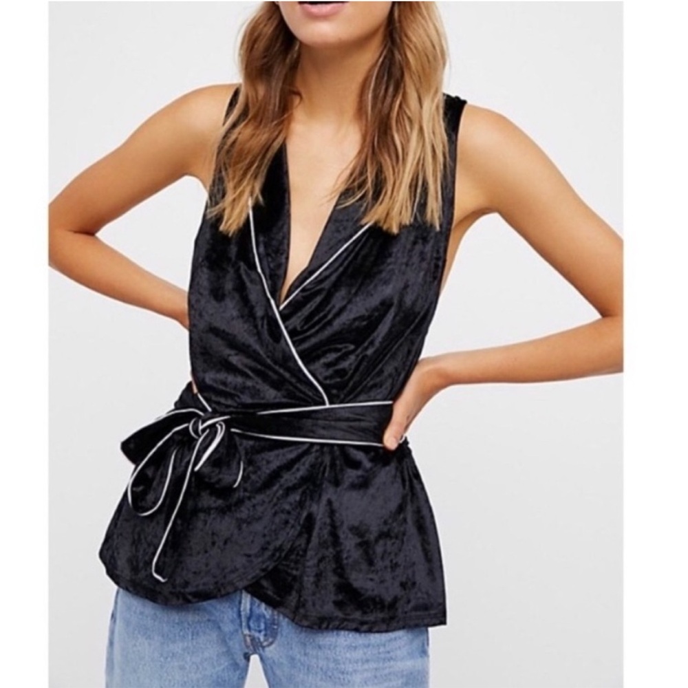 Free People Late Night Crushed Velvet Wrap Top Black Size Small - Picture 2 of 8